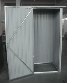 Planos encerrados da vertente do jardim do metal do protótipo mini com a única porta de balanço para o acesso fácil