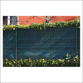 Escuro - rede material da cerca do HDPE verde, rede da máscara do balcão do jardim