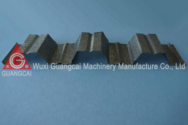 Produtos formados galvanizados do rolo de aço da plataforma do piso de aço 0.4mm - 0.8mm