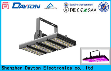 A estufa exterior Dustproof de 250 watts conduzida cresce clara - roxo